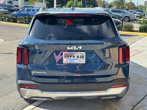 Used 2026 Kia Sorento S FWD image 31