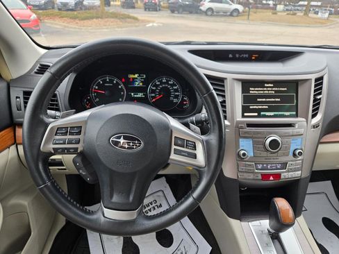 Used 2013 Subaru Outback 3.6R Limited image 11