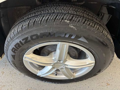 Used 2008 Chrysler PT Cruiser FWD image 24