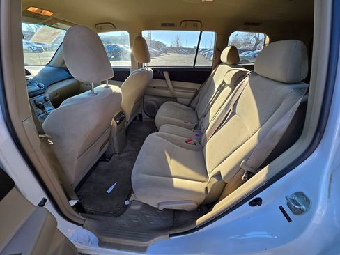 Used 2010 Toyota Highlander 2WD image 13