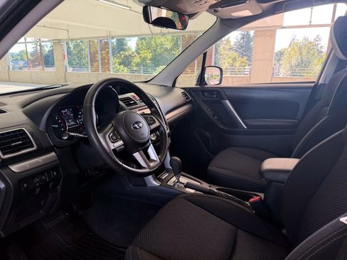 Used 2018 Subaru Forester 2.5i Premium AWD/4WD image 14