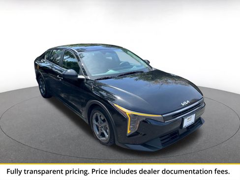 Used 2025 Kia K4 FWD image 1