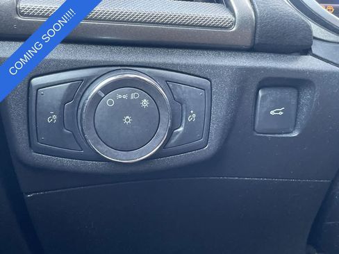 Used 2019 Ford Fusion SE AWD/4WD image 27