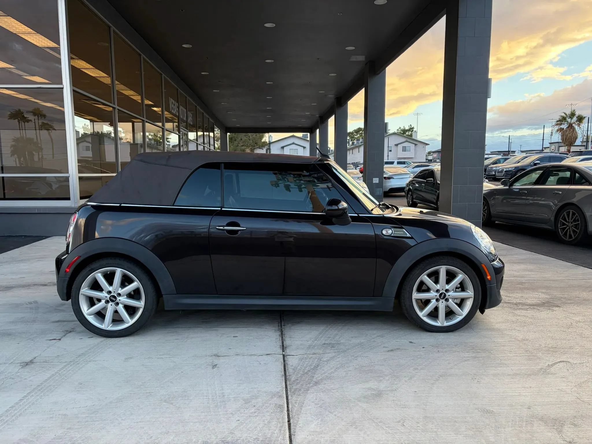 Used 2015 MINI Cooper S FWD image 4