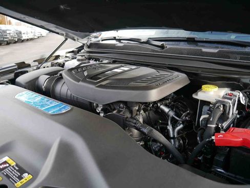 New 2025 Jeep Wagoneer Series II w/ Convenience Group I image 11