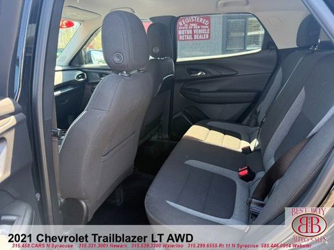 Used 2021 Chevrolet TrailBlazer LT AWD/4WD image 11