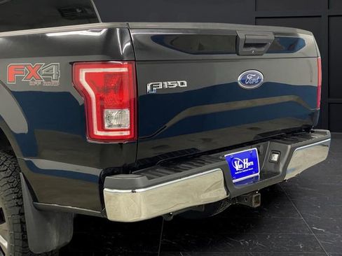 Used 2017 Ford F150 XLT w/ Trailer Tow Package image 33