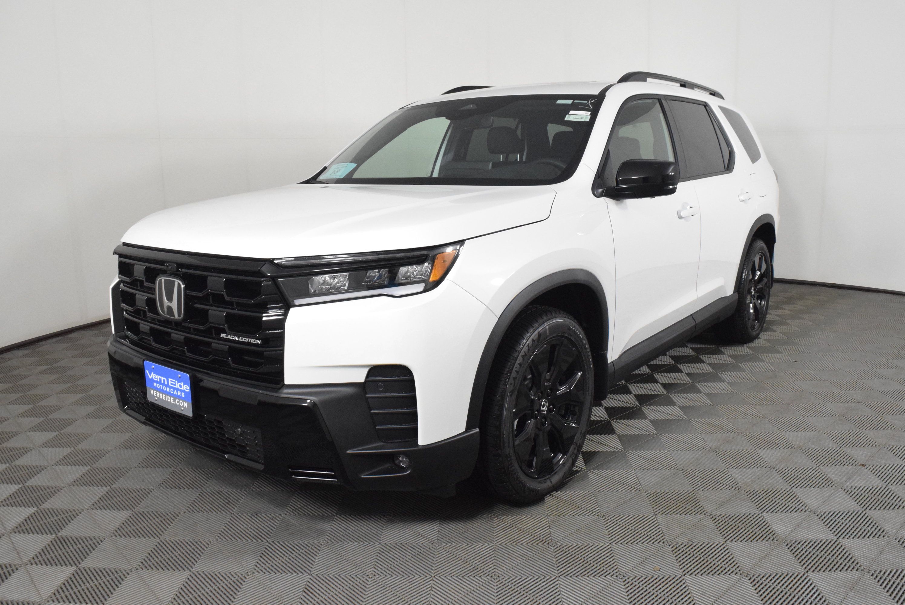 New 2026 Honda Pilot Black Edition image 10
