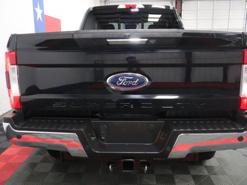 Used 2017 Ford F250 Lariat w/ Tow Technology Bundle AWD/4WD image 26