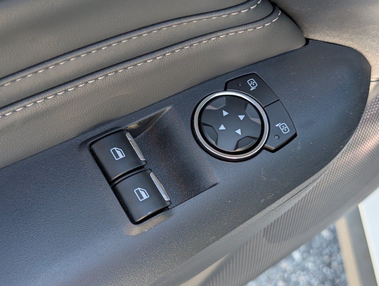 Used 2024 Ford Mustang GT Premium RWD image 19