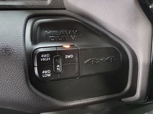 Used 2022 RAM 2500 Big Horn w/ Level C Equiment Group image 27