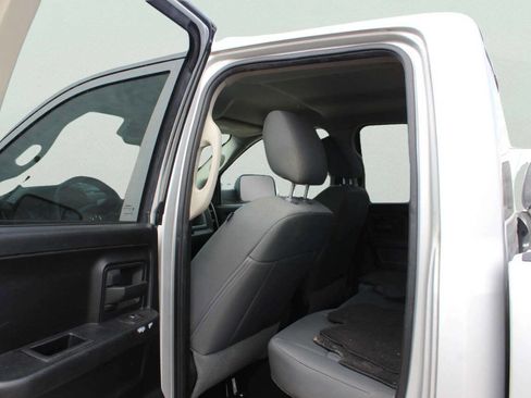 Used 2015 RAM 1500 Express AWD/4WD image 7