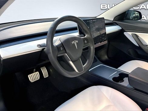 Used 2021 Tesla Model 3 Performance image 14