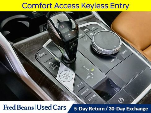 Used 2019 BMW 330i xDrive Sedan w/ Convenience Package AWD/4WD image 22