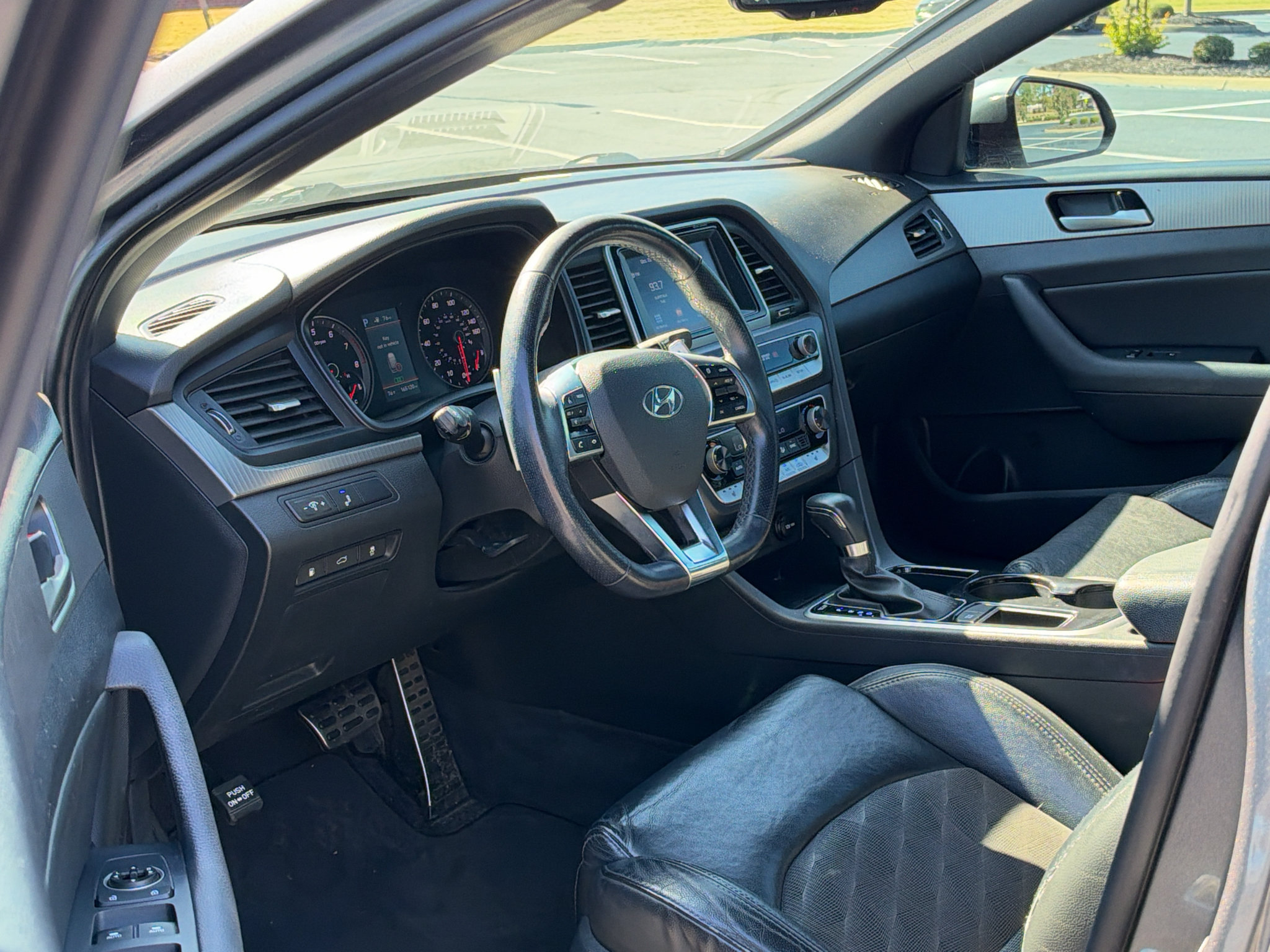 Used 2018 Hyundai Sonata Sport FWD image 11