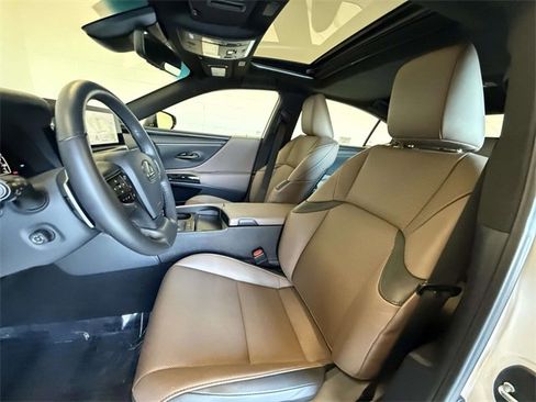 Certified 2025 Lexus ES 350 350 image 2