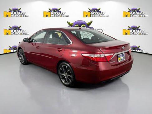 Used 2016 Toyota Camry SE FWD image 7