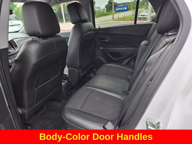 Used 2020 Chevrolet Trax LT w/ Redline Edition FWD image 12