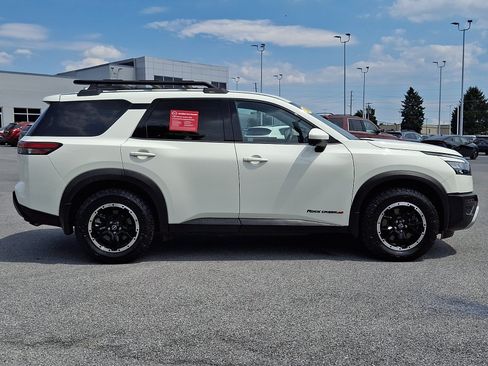 Certified 2024 Nissan Pathfinder Rock Creek AWD/4WD image 8