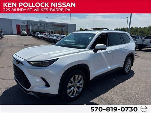 Used 2024 Toyota Grand Highlander AWD image 1