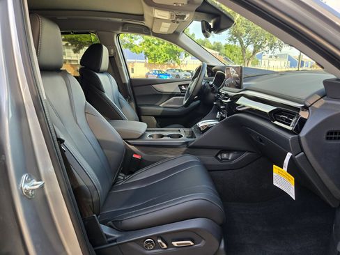 Certified 2026 Acura MDX FWD w/ Technology Package image 27