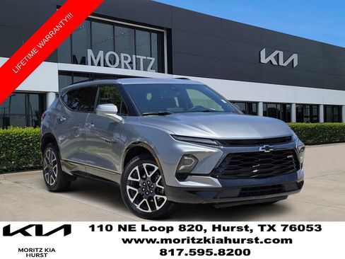 Used 2025 Chevrolet Blazer RS FWD image 1