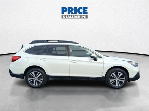 Used 2019 Subaru Outback 2.5i Limited image 4