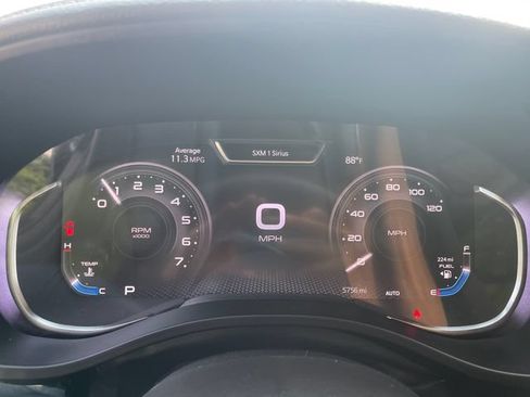 Used 2025 RAM 1500 Laramie w/ Night Edition AWD/4WD image 28