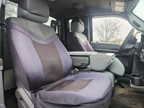 Used 2012 Ford F250 XLT w/ FX4 Off Road Pkg image 11