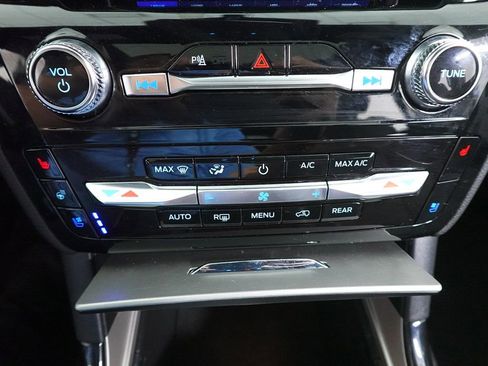 Used 2024 Ford Explorer ST w/ Technology Package image 29