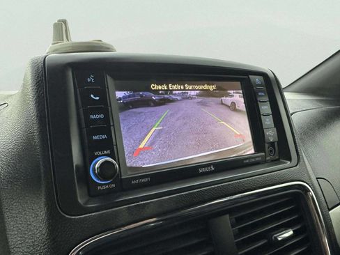 Used 2019 Dodge Grand Caravan GT FWD image 32