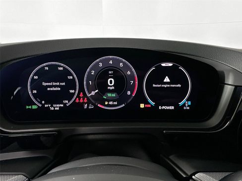 Certified 2026 Porsche Cayenne E-Hybrid AWD/4WD image 19