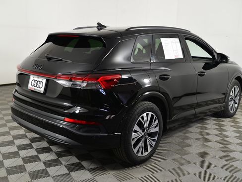 Used 2025 Audi Q4 e-tron Premium Plus w/ Premium Plus image 9