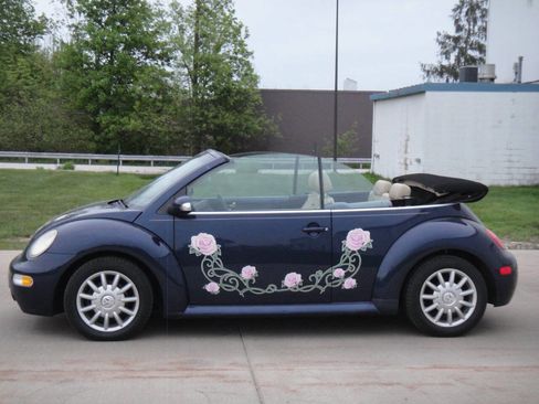 Used 2004 Volkswagen Beetle GLS FWD image 5