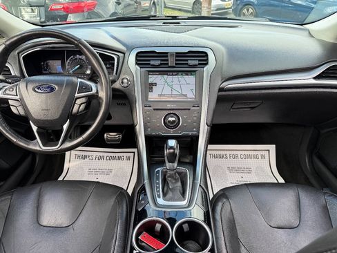 Used 2014 Ford Fusion Titanium image 16