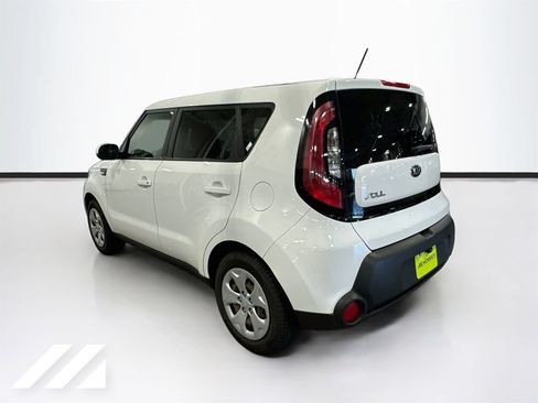 Used 2014 Kia Soul FWD image 7
