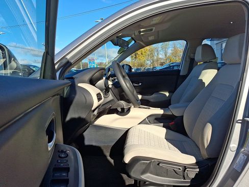 Used 2023 Honda HR-V LX image 13