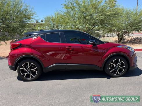 Used 2019 Toyota C-HR Limited FWD image 3