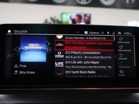 Used 2022 BMW M5 w/ Executive Package image 34