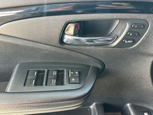Used 2023 Honda Ridgeline Black Edition image 11