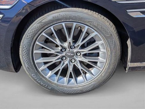 Used 2023 Genesis G80 2.5T image 9