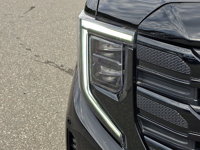 Used 2024 GMC Sierra 1500 Elevation w/ LPO, Elevation Black Package AWD/4WD image 29
