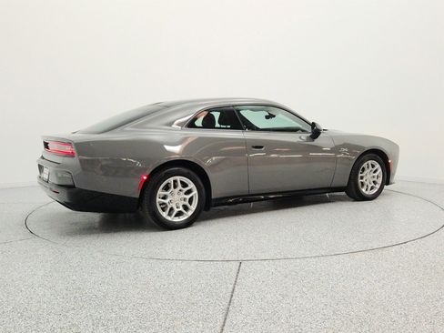 Used 2025 Dodge Charger Daytona R/T w/ Sun & Sound Package AWD/4WD image 5