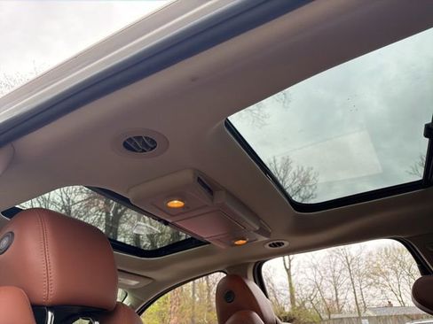 Used 2017 Chevrolet Traverse Premier image 11