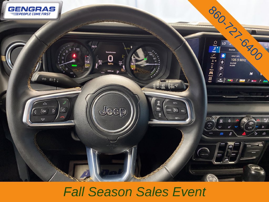 Used 2024 Jeep Wrangler Unlimited Sahara w/ Technology Group AWD/4WD image 20