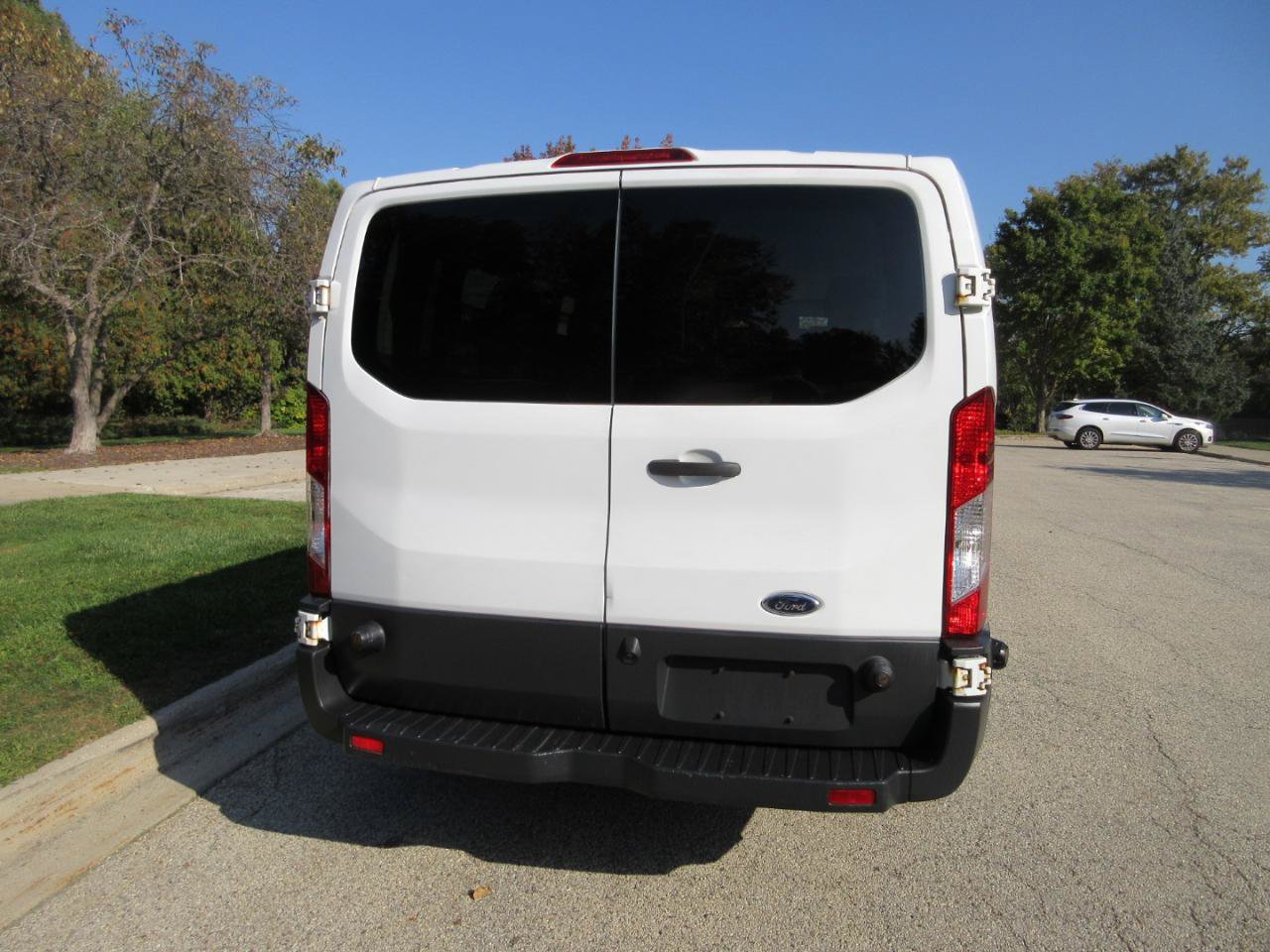 Used 2016 Ford Transit 350 XL RWD image 11