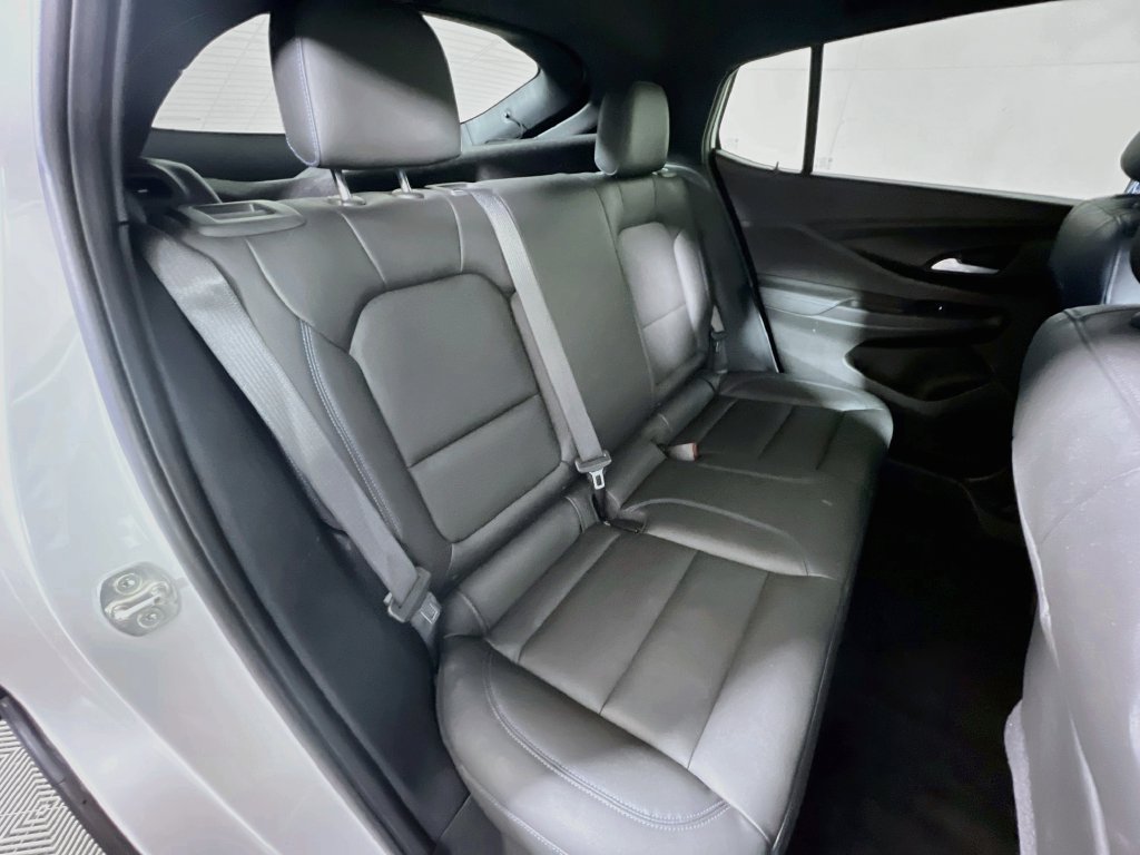 Used 2024 Buick Envista Sport Touring w/ Convenience I Package FWD image 24
