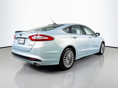 Used 2014 Ford Fusion Titanium FWD image 4