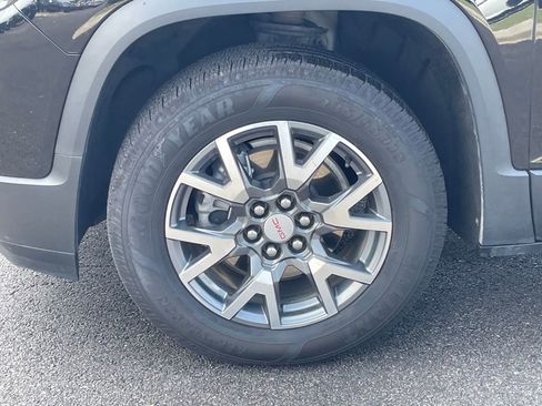 Used 2023 GMC Acadia SLT w/ Trailering Package FWD image 34