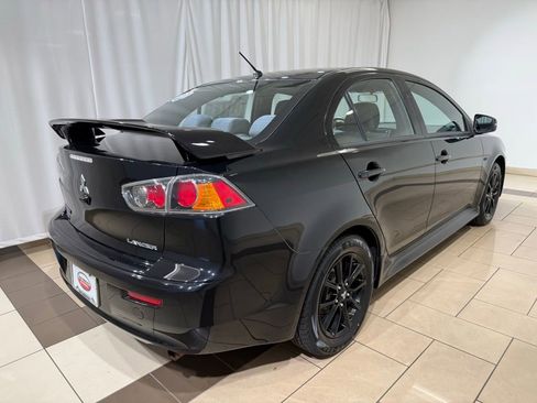 Used 2017 Mitsubishi Lancer LE image 5